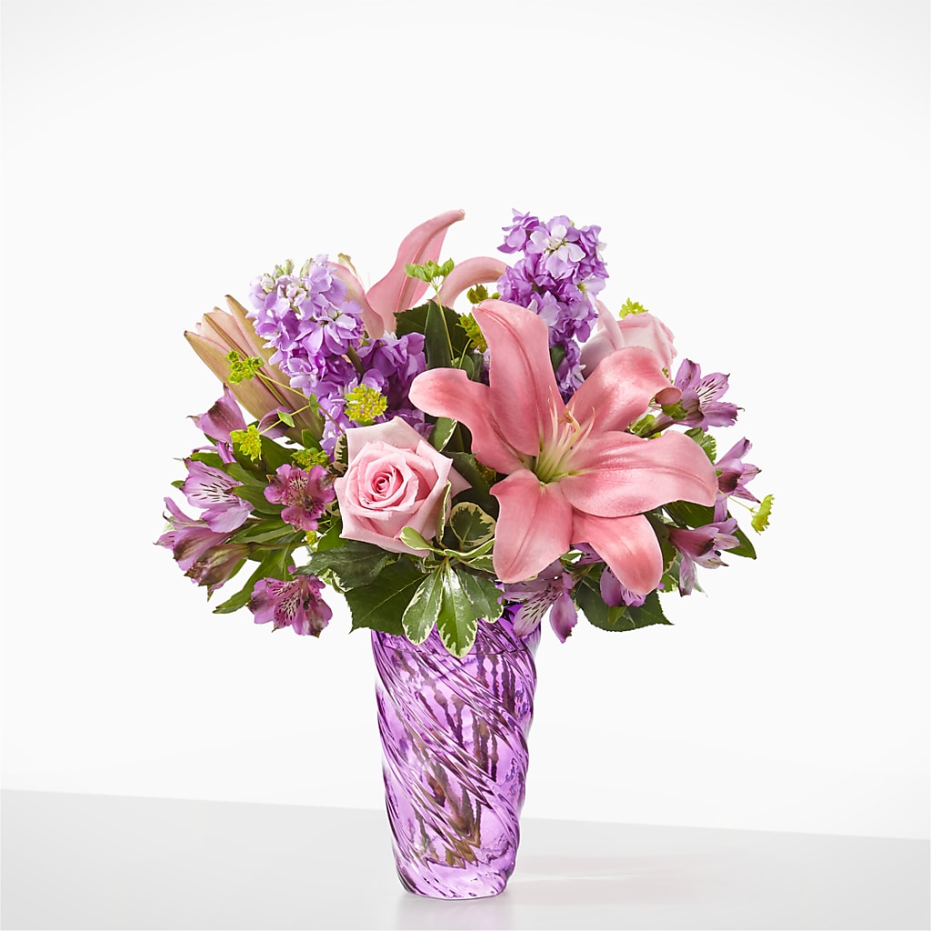 Precious Petals Bouquet with Luxe Swirl Vase – GIVENS FLOWERS & GIFTS LLC, Georgetown DE