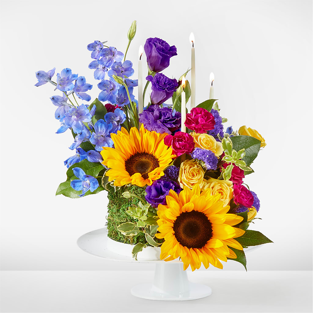 Star of the Day Floral Cake – GIVENS FLOWERS & GIFTS LLC, Georgetown DE