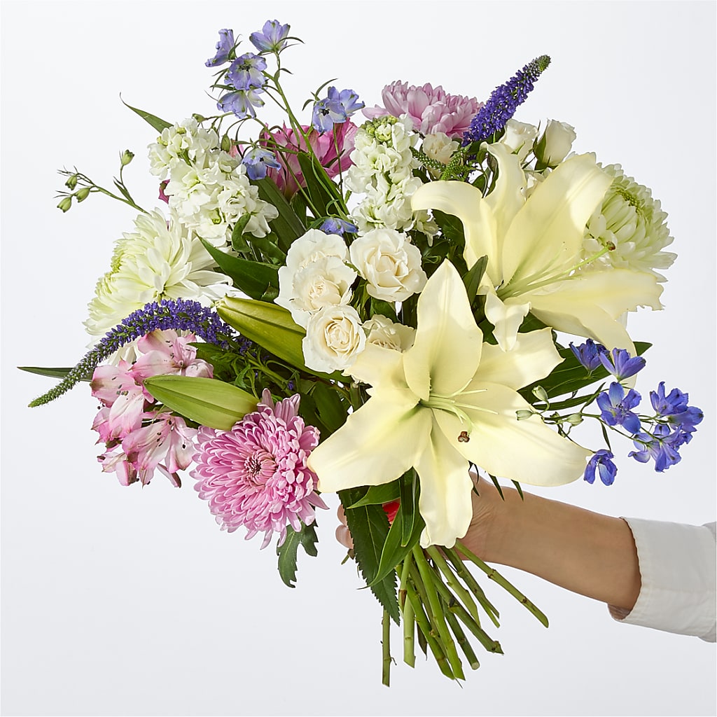 Winter Celebration Bouquet – GIVENS FLOWERS & GIFTS LLC, Georgetown DE
