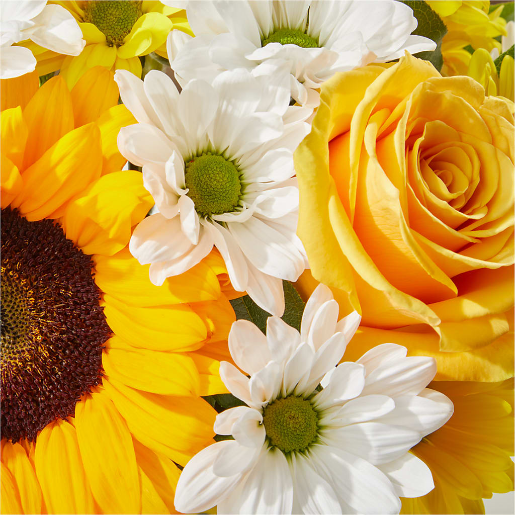 Be Happy Bouquet – GIVENS FLOWERS & GIFTS LLC, Georgetown DE