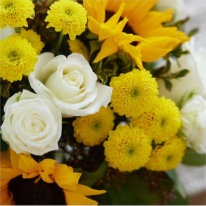 Luminous Morning Bouquet – GIVENS FLOWERS & GIFTS LLC, Georgetown DE