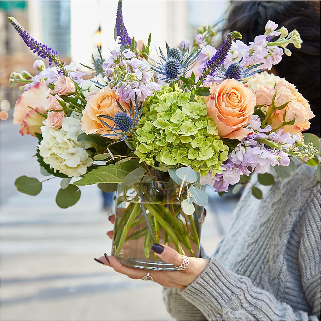 Porch Swing Bouquet – GIVENS FLOWERS & GIFTS LLC, Georgetown DE