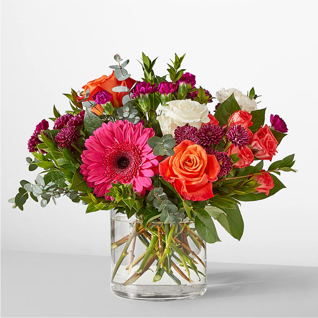 Smell the Roses Bouquet – GIVENS FLOWERS & GIFTS LLC, Georgetown DE