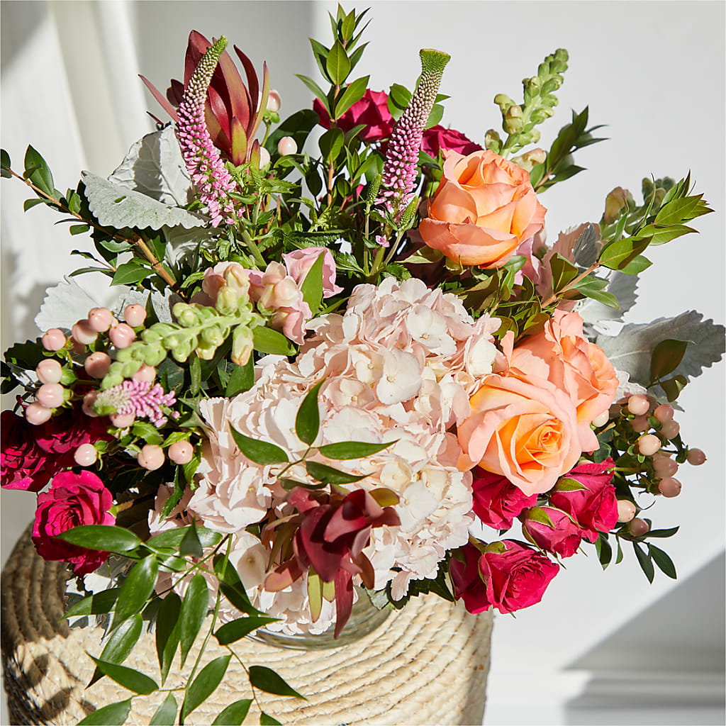 Glitz & Glam Bouquet – GIVENS FLOWERS & GIFTS LLC, Georgetown DE