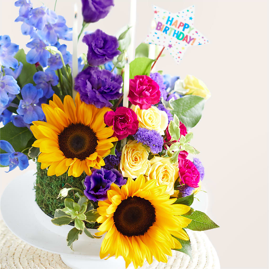 Star of the Day Floral Cake – GIVENS FLOWERS & GIFTS LLC, Georgetown DE