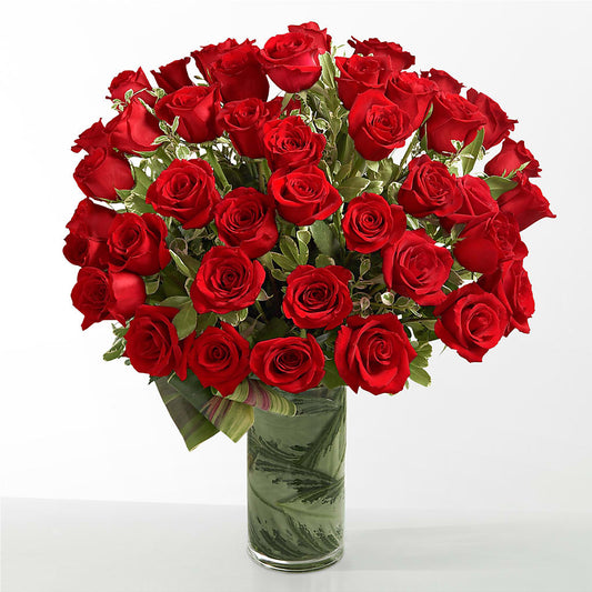The Enamored – GIVENS FLOWERS & GIFTS LLC, Georgetown DE